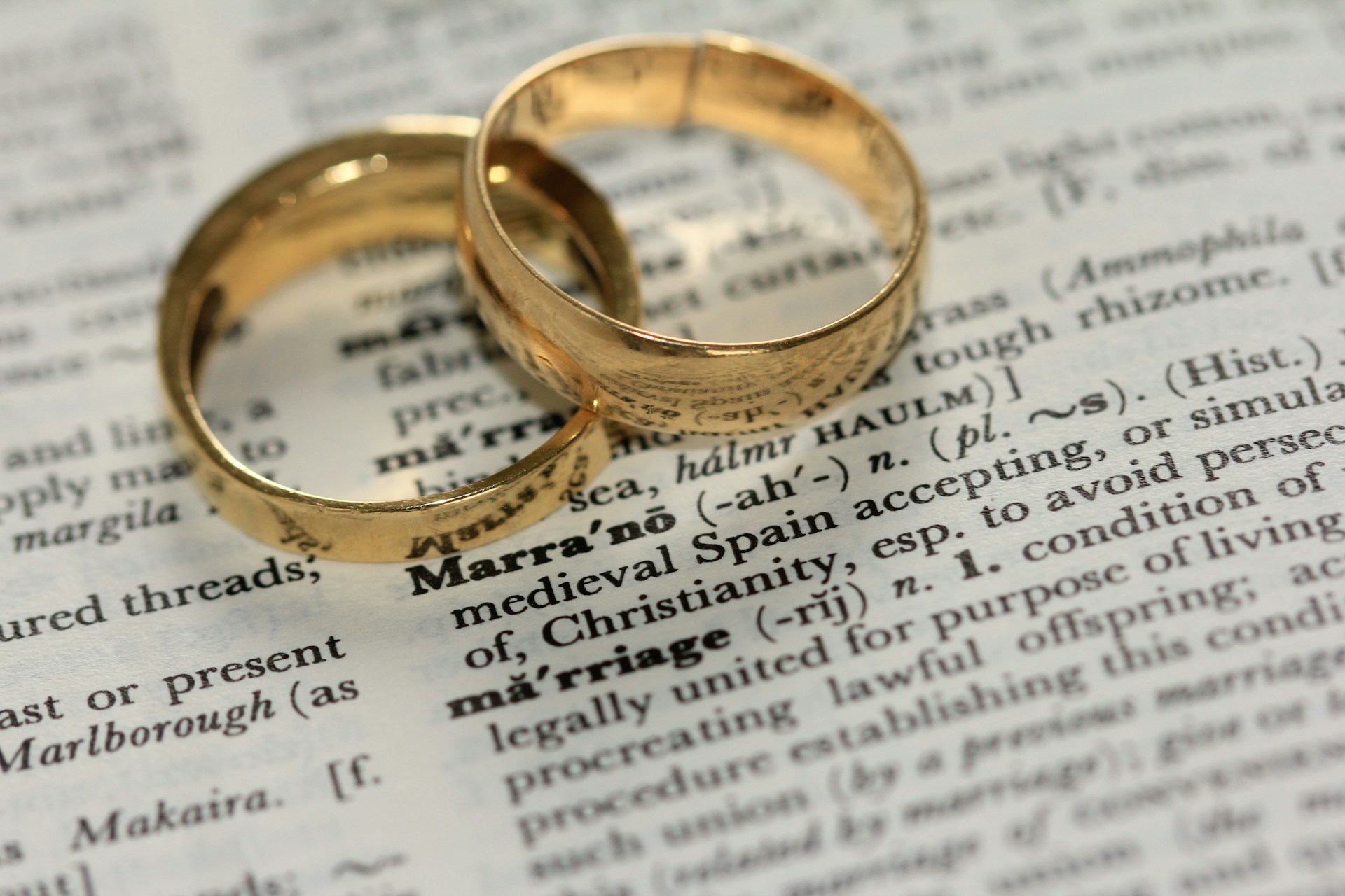 AIで結婚はどう変わる?企業が注目する婚活支援の今と未来