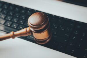 AI技術と法的問題の最新動向と企業の対策は？