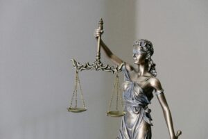 生成AIの欧米規制はどう変わる？最新動向と企業への影響