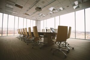 なぜAIに奪われる仕事が増加？企業が知るべき対策とは